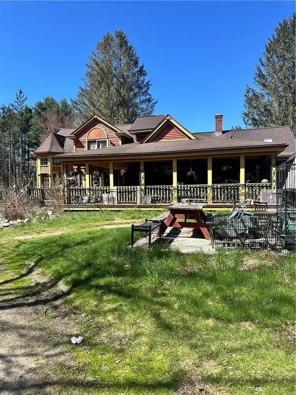 21 Luther Road, Foster, RI 02825