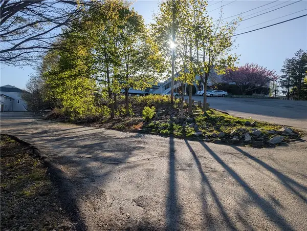 444 Woodward Road #42, North Providence, RI 02904