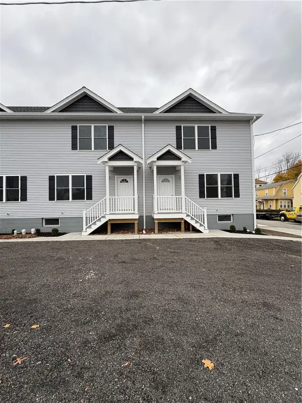 184 Avenue C #M2, Woonsocket, RI 02895
