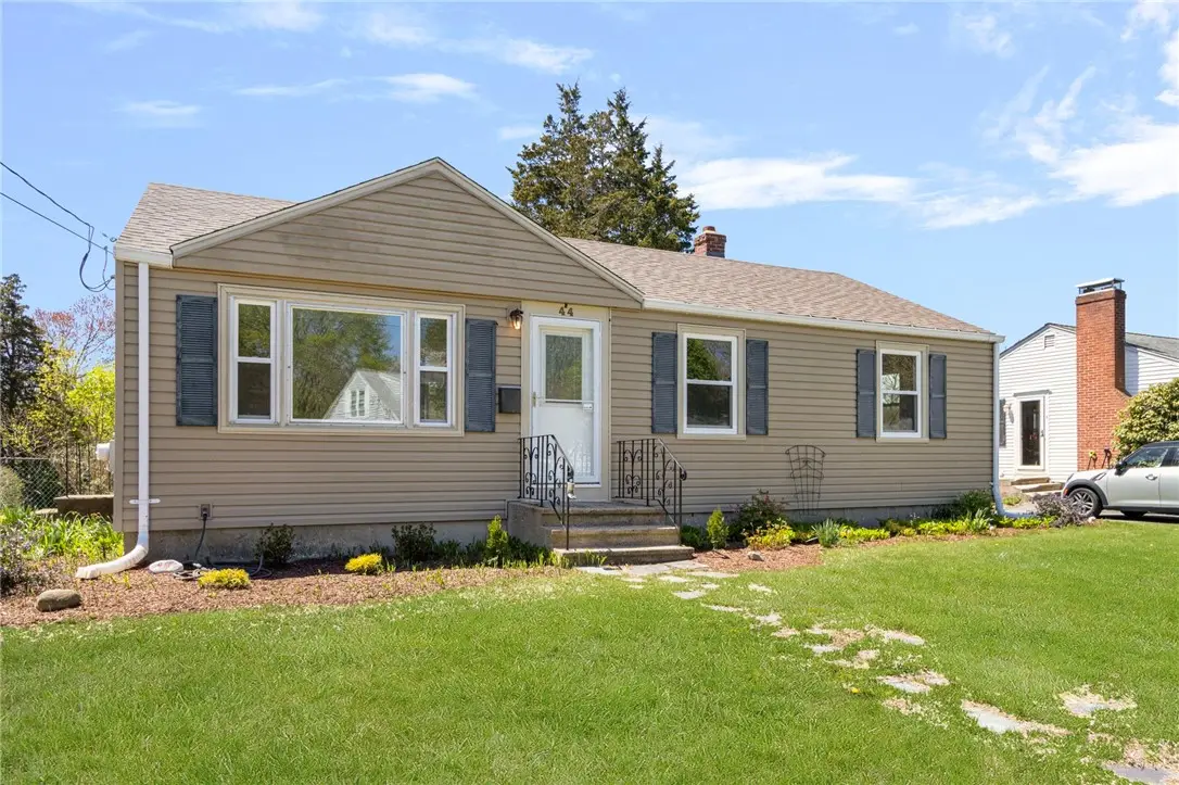 44 Ideal Court, Warwick, RI 02818 - #1