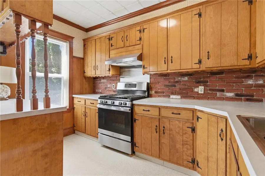 447 Winter Street, Woonsocket, RI 02895 - #3