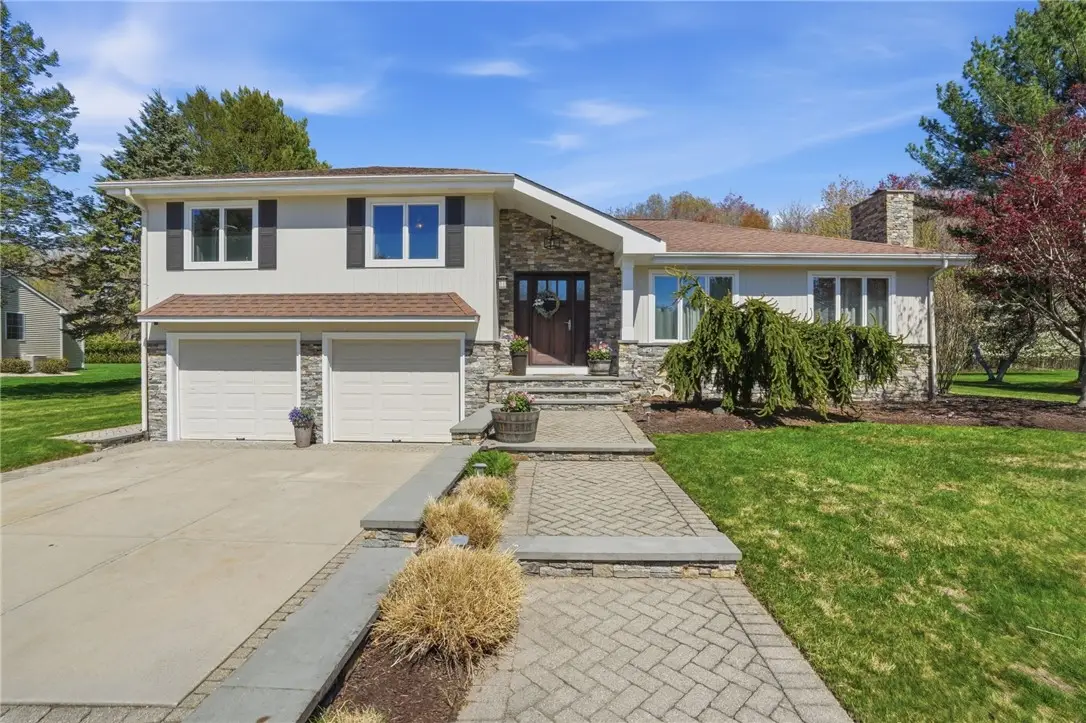122 Mystery Farms Drive, Cranston, RI 02921 - #1