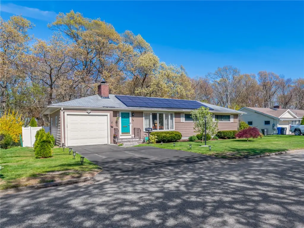 29 Sweetbriar Drive, Cranston, RI 02920 - #1