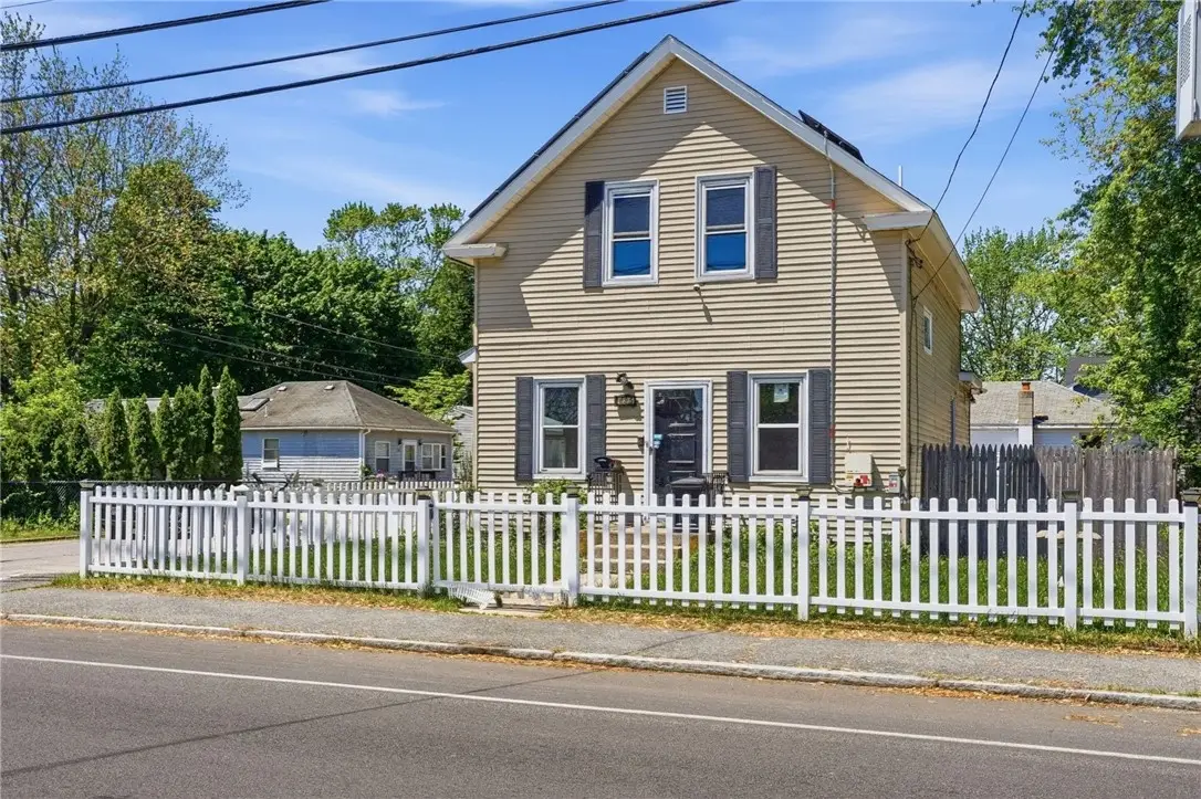 625 Oakland Beach Avenue, Warwick, RI 02889 - #1
