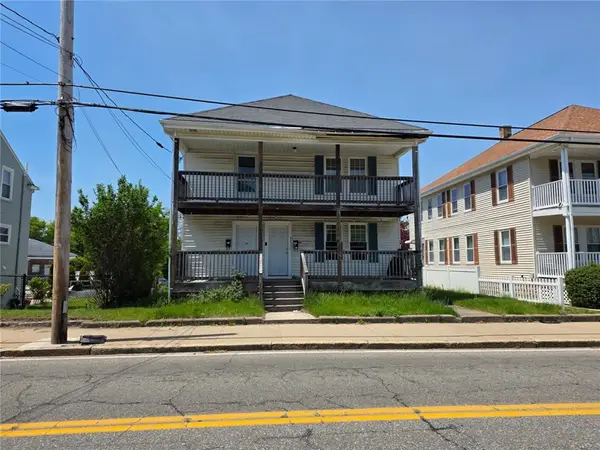 471 Providence Street, Woonsocket, RI 02895