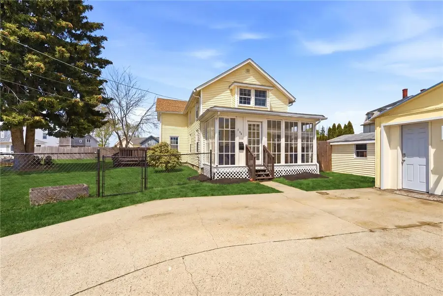 40 Jackson Avenue, Riverside, RI 02915 - #2