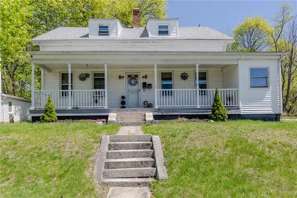 253 Waterman Avenue, Smithfield, RI 02917