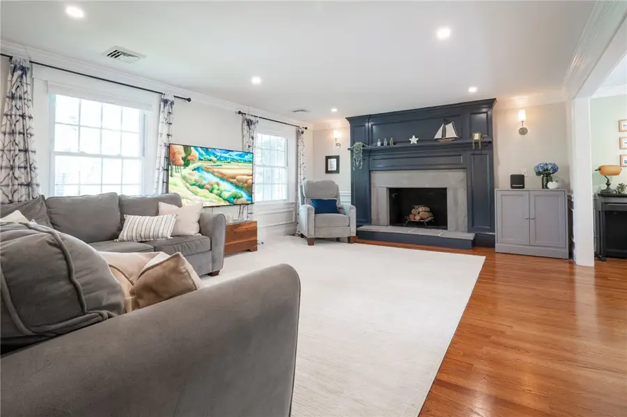 224 Foote Street, Barrington, RI 02806 - #3