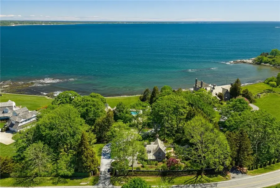 515 Indian Avenue, Middletown, RI 02842 - #3