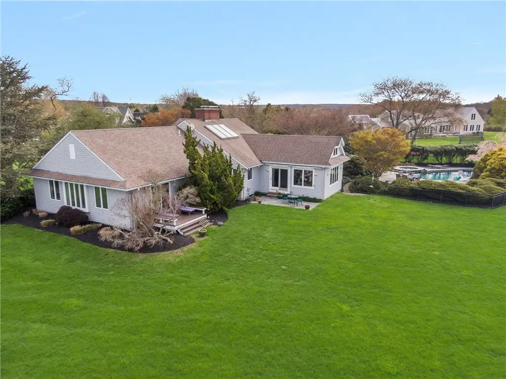 40 Little Harbor Road, Tiverton, RI 02878 - #1