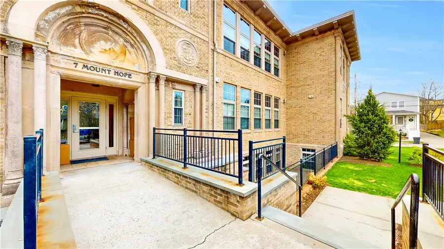 7 Mount Hope Avenue #202, Providence, RI 02906 - #2