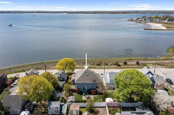 15 Shore Drive, Barrington, RI 02806