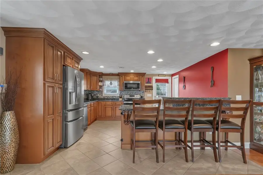 10 Mecca Street, North Providence, RI 02904 - #3