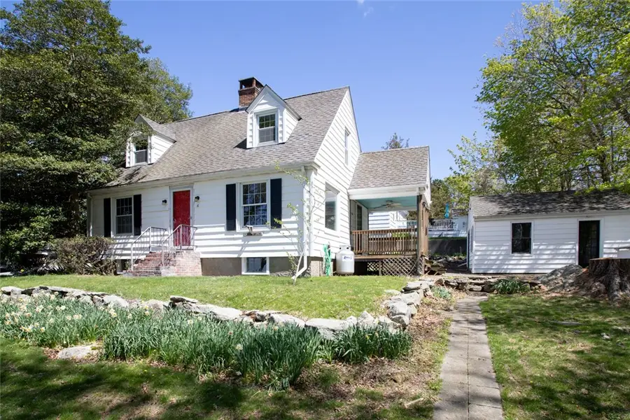 6 Miles Avenue, Tiverton, RI 02878 - #2