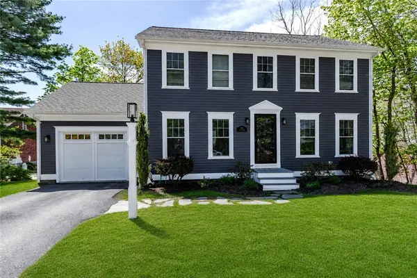 50 Searle Avenue, Cranston, RI 02920