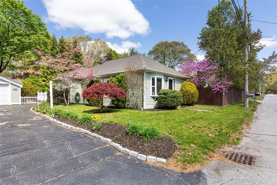 109 Pinegrove Avenue, Warwick, RI 02889 - #2