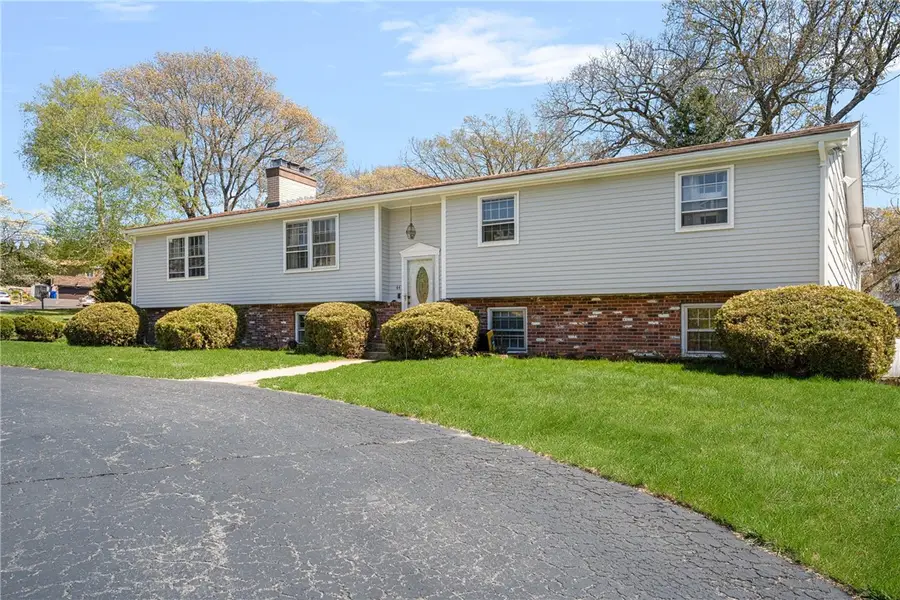 44 Quaker Drive, West Warwick, RI 02893 - #3