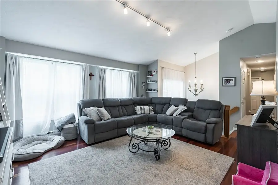 77 Lippitt Avenue, Cumberland, RI 02864 - #3
