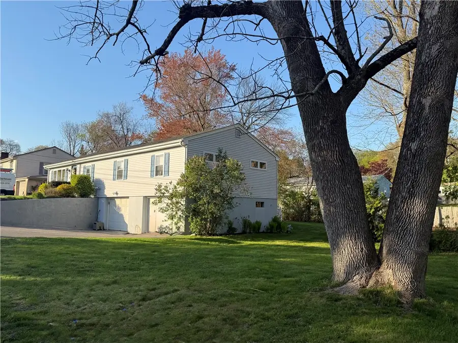 27 Legion Avenue, Cumberland, RI 02864 - #3