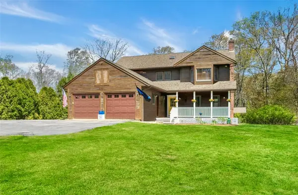 2 Overlook Drive, Hopkinton, RI 02804