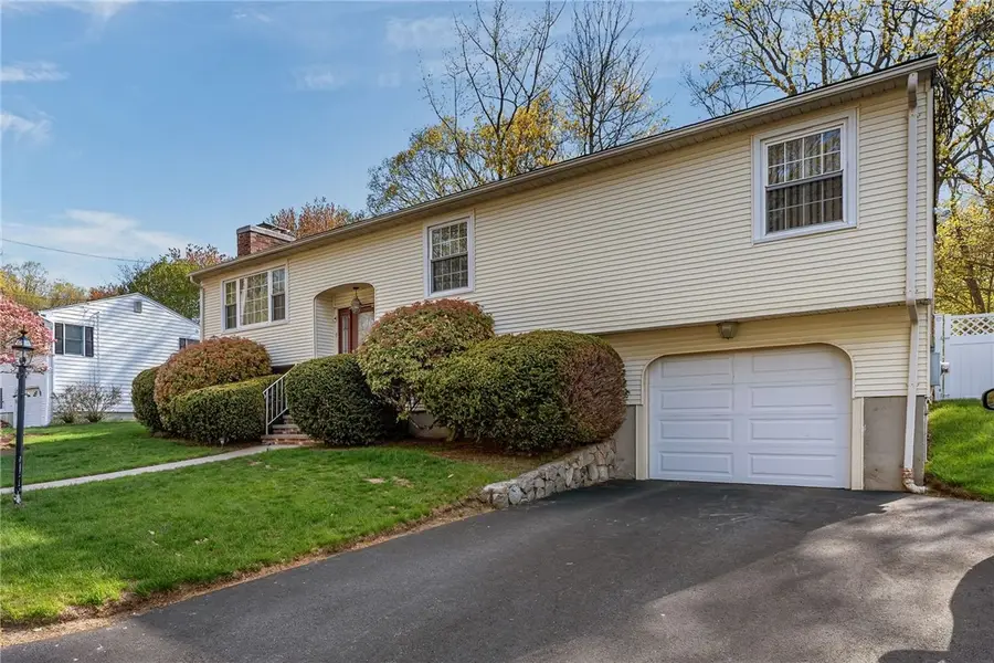 8 Joyce Drive, North Providence, RI 02911 - #3
