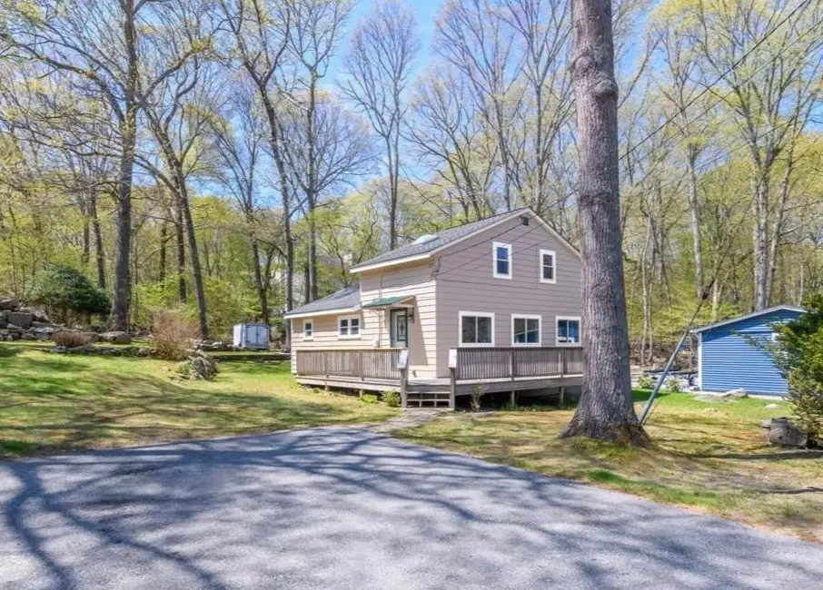 281 Richardson Road, Coventry, RI 02816 - #1