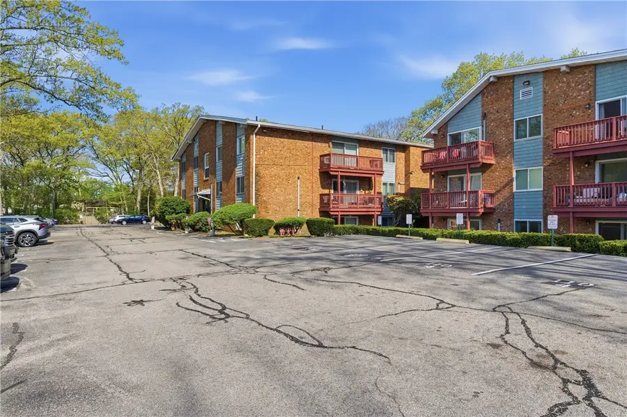 110 Pilgrim Parkway #11, Warwick, RI 02888 - #2