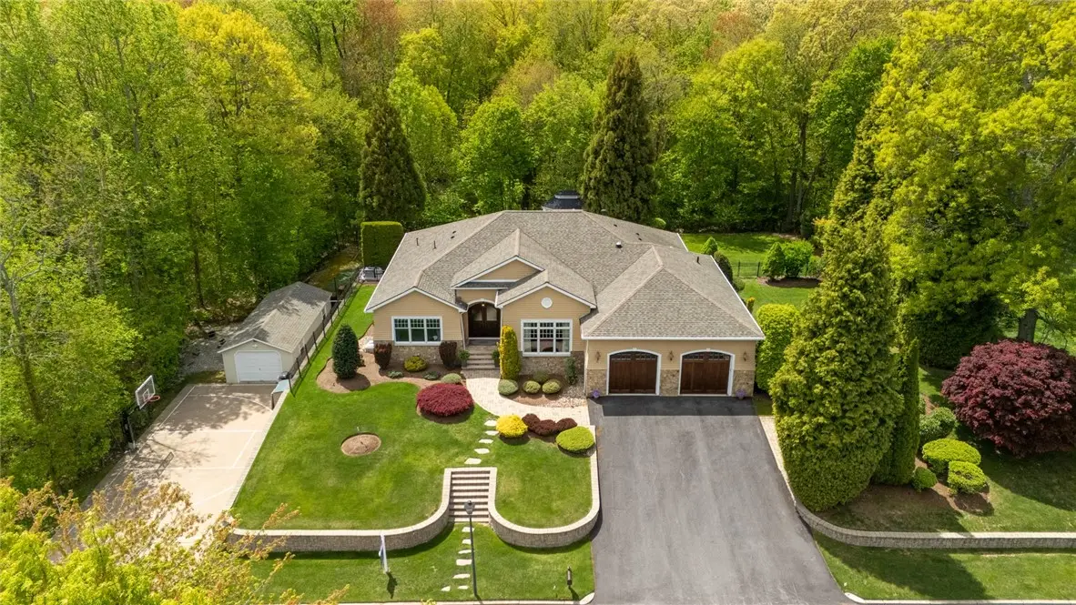 45 Briarbrooke Lane, Cranston, RI 02921 - #1