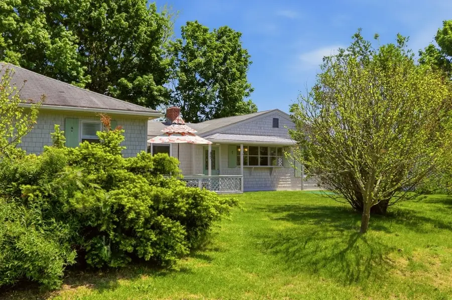 85 Highland Avenue, Portsmouth, RI 02871 - #3