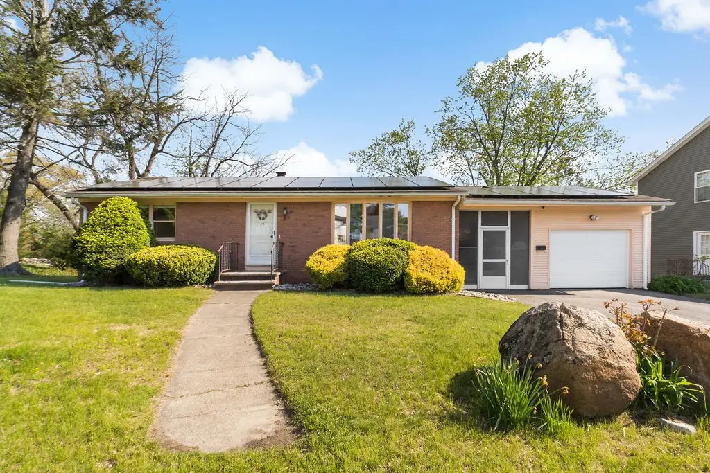 85 Sunset Avenue, Providence, RI 02909 - #1