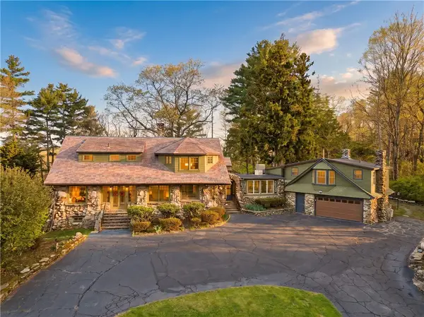 10 Hamilton Hill, Glocester, RI 02829