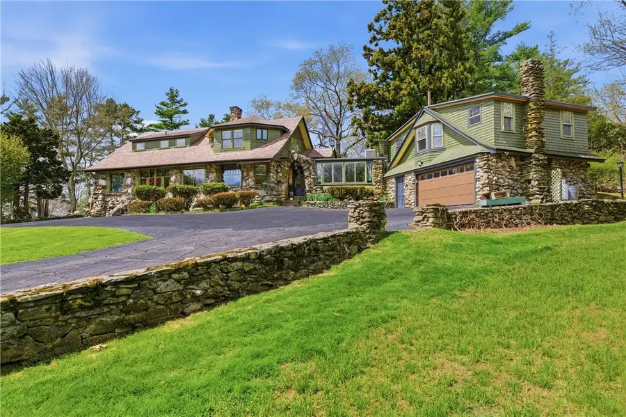 10 Hamilton Hill, Glocester, RI 02829 - #2