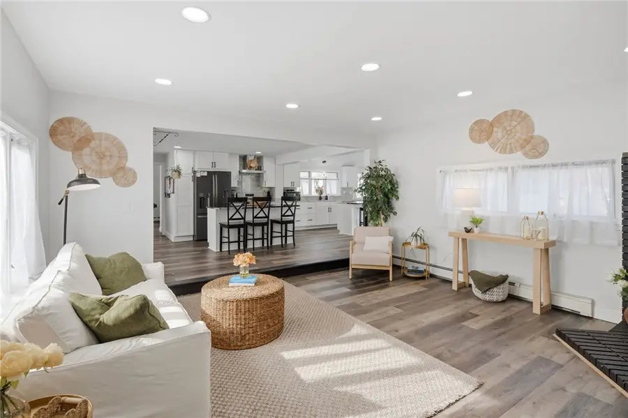 19 Fanning Lane, Smithfield, RI 02828 - #3