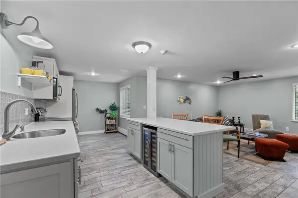 66 Girard Avenue #114, Newport, RI 02840