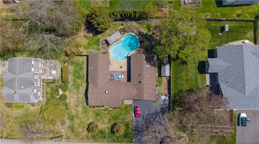 32 Ridge Road, Bristol, RI 02809 - #3