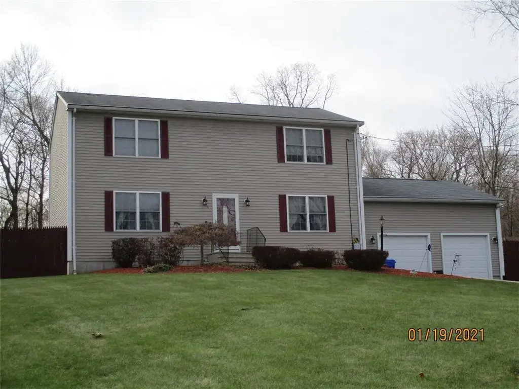 9 Hoxie Court, West Warwick, RI 02893 - #1