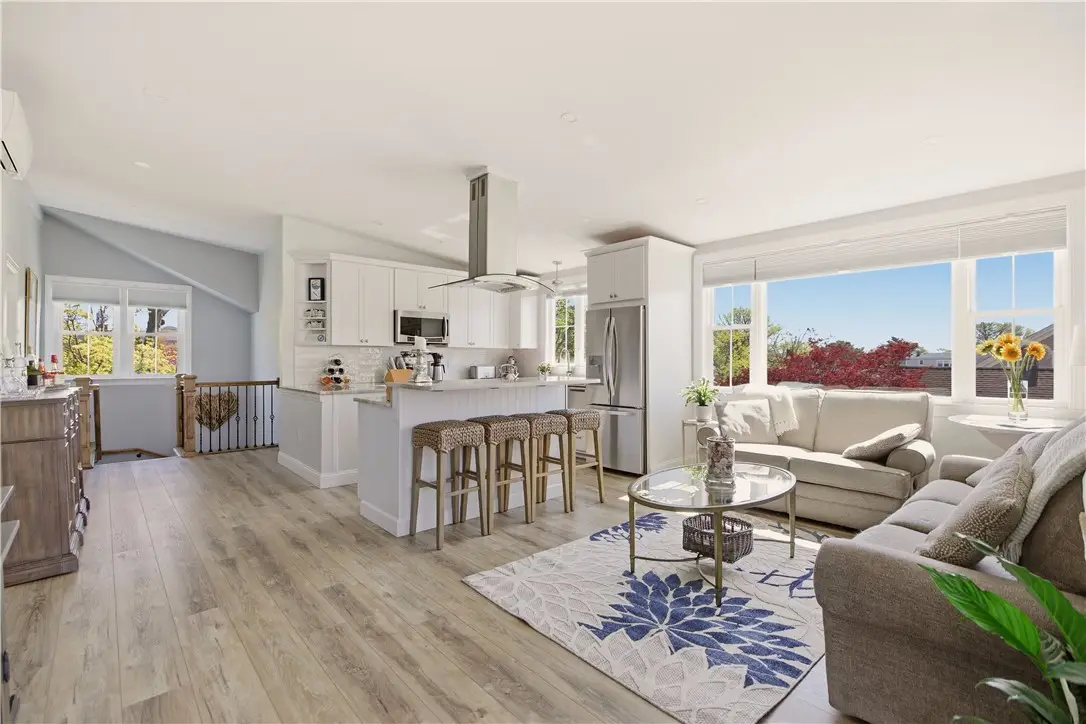 419 Broadway #5, Newport, RI 02840 - #1