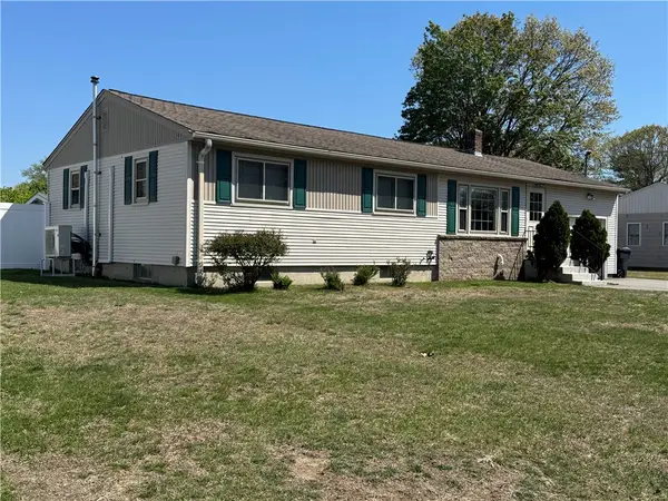 110 Marigold Drive, Warwick, RI 02889