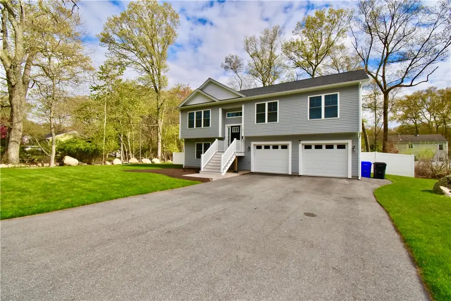 81 Lonsdale Street, West Warwick, RI 02893 - #3