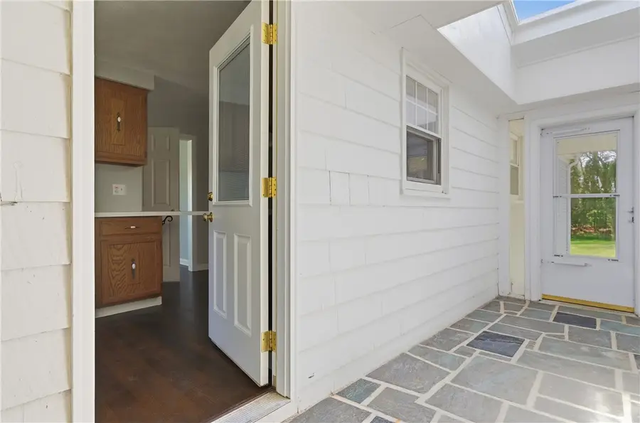 21 Citizen Street, Cumberland, RI 02864 - #3