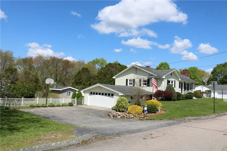7 Nichols Lane, Westerly, RI 02891 - #2