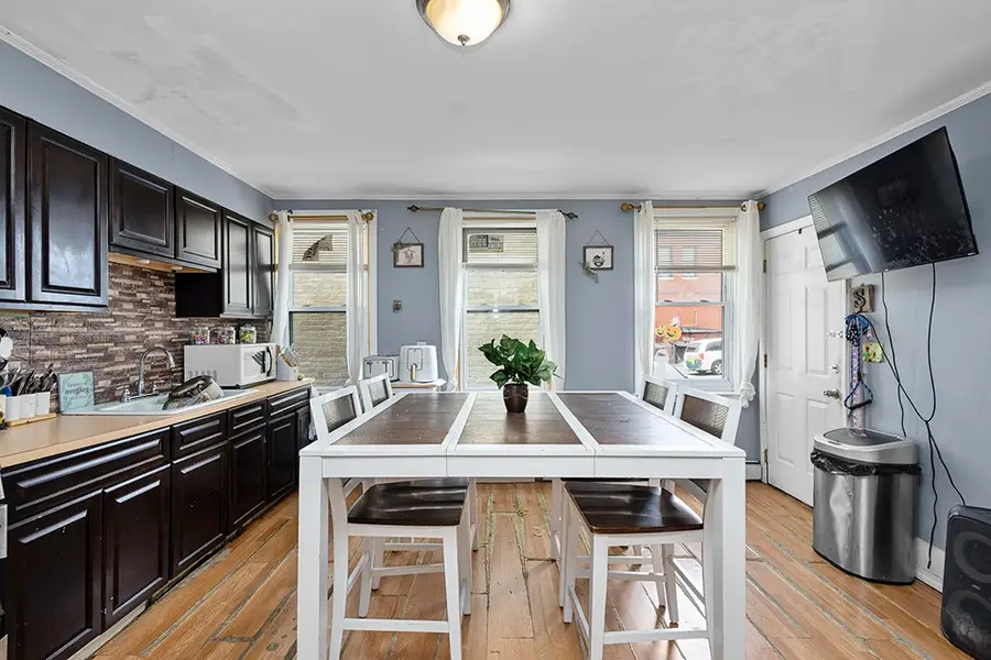 27 Greeley Street, Providence, RI 02904 - #2