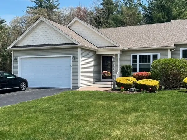 136 Country Meadow Lane, Glocester, RI 02814
