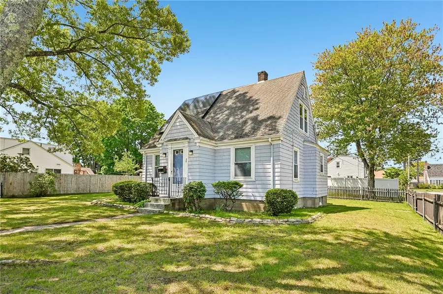 94 Ballston Avenue, Pawtucket, RI 02861 - #3