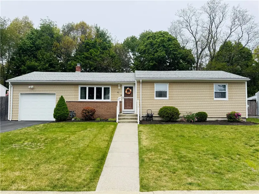 124 Zinnia Drive, Cranston, RI 02920 - #2