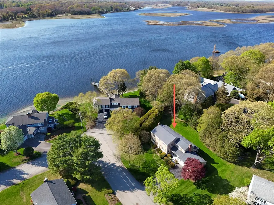 11 Henry Drive, Barrington, RI 02806 - #2