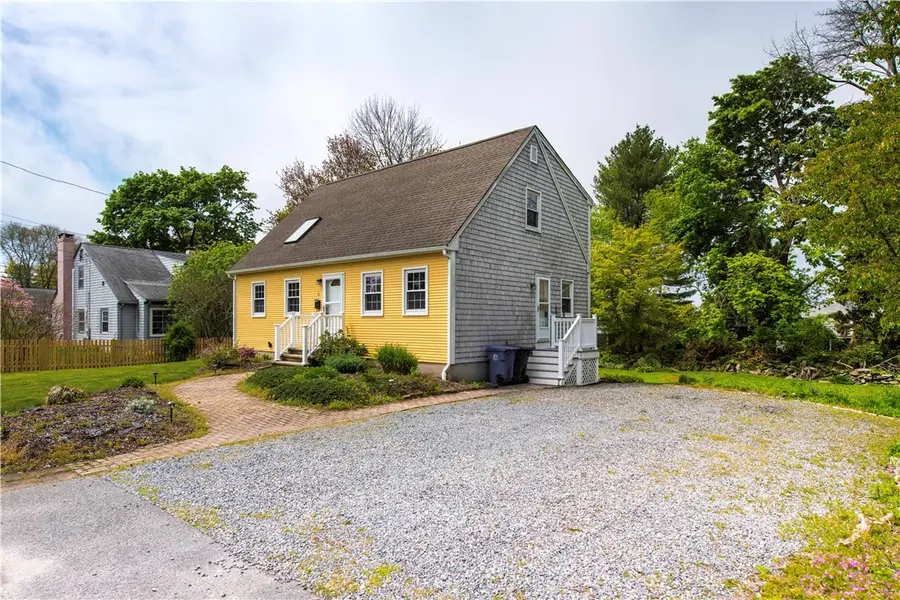 6 Englewood Court, Warren, RI 02885 - #3