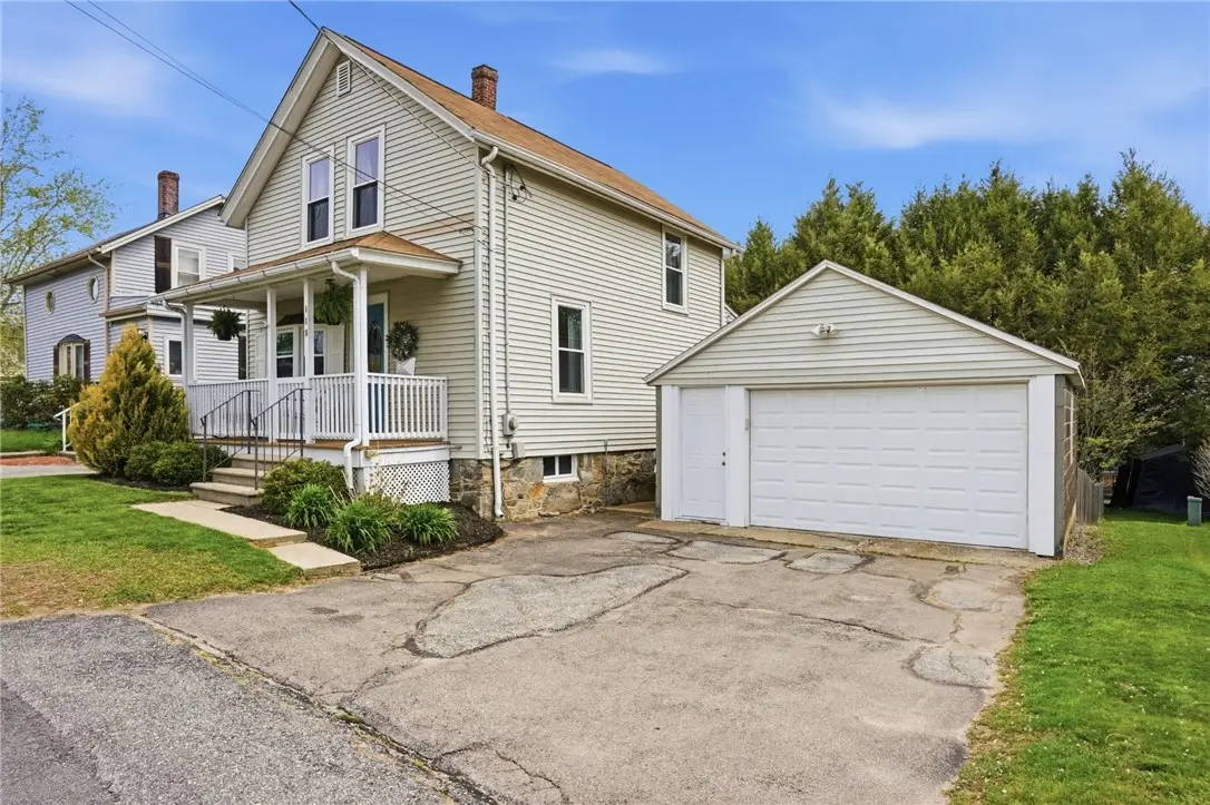118 Bellevue Avenue, North Smithfield, RI 02896 - #1