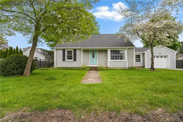6 Cole Street, Smithfield, RI 02828