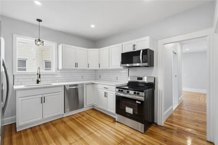 25 Lambert Street, Cranston, RI 02910 - #3